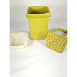 Tupperware Pick-A-Deli Pickle Keeper 3 Piece Set Vintage green